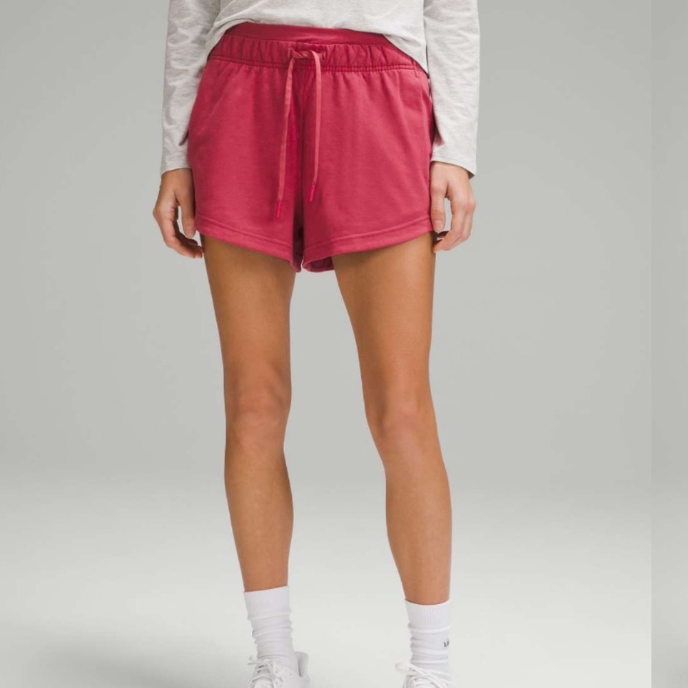 lululemon inner glow shorts